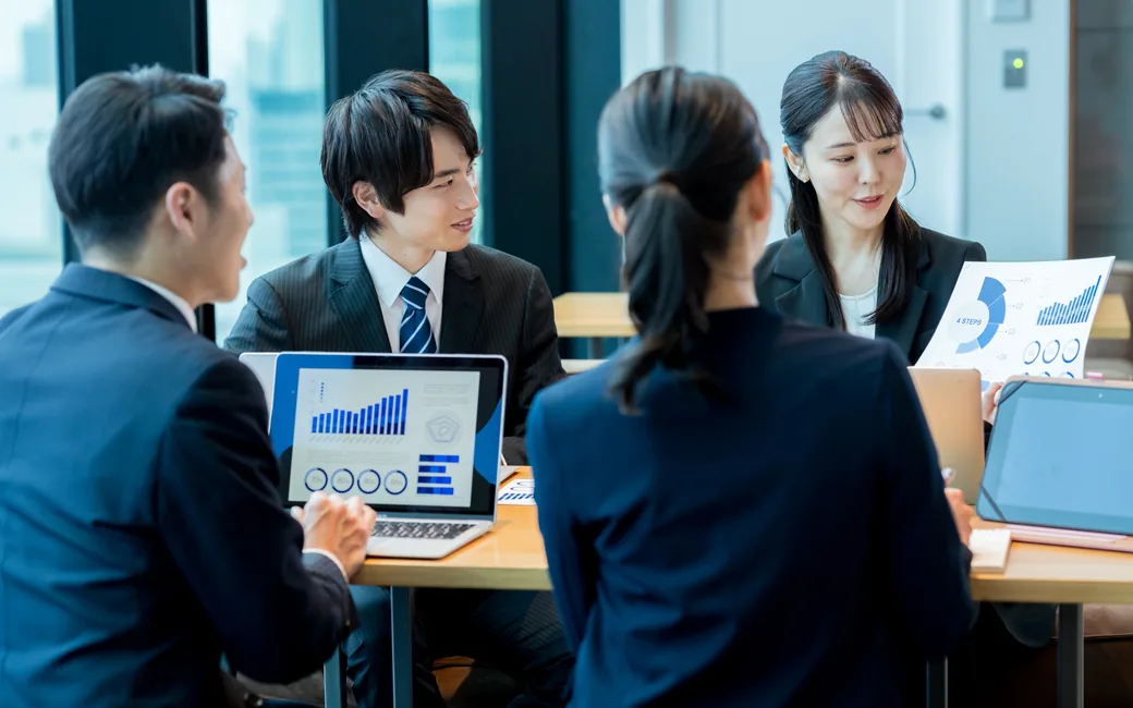経営者の意思が入ったDXビジョンを形成する様子